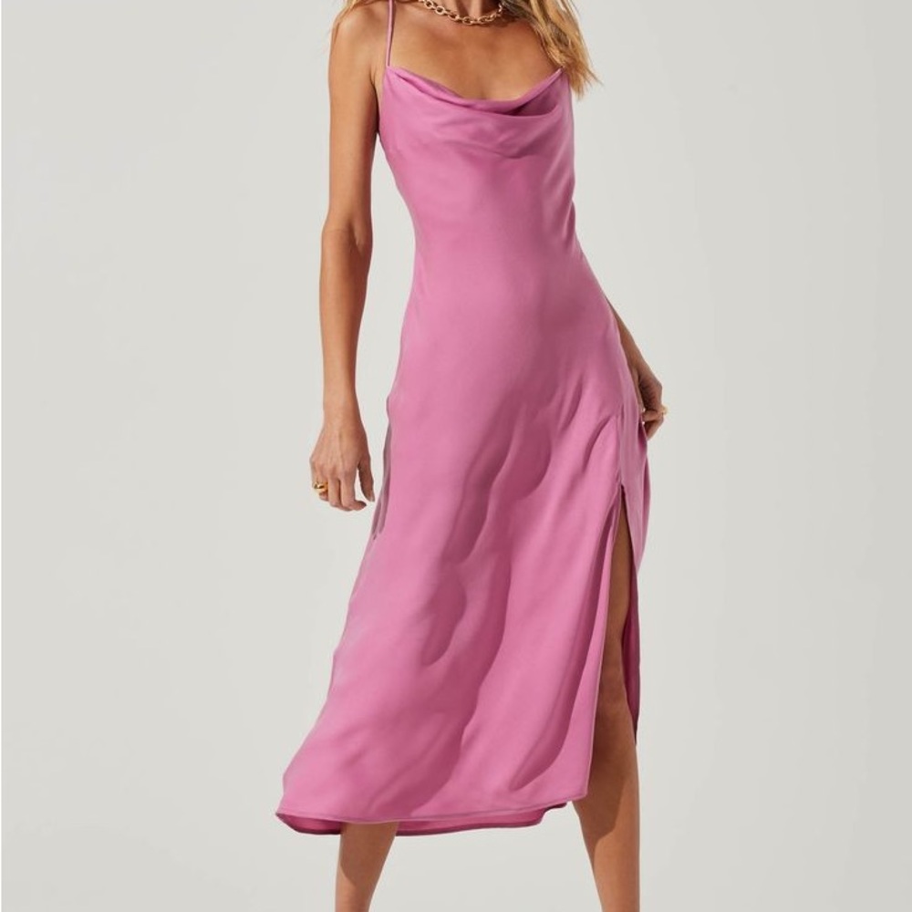 Astr The Label Gaia Midi Dress - Icy Pink